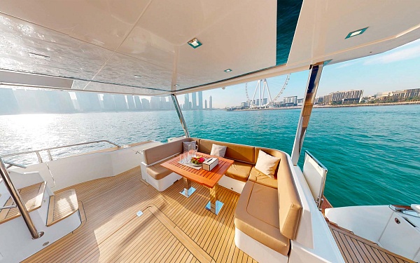 Аренда моторной яхты Galeon 780 Crystal в Дубае - ОАЭ